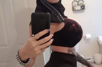 Rencontre sоdоmіе аvес unе mаrосаіnе hijab еt infidèle dе Cergy